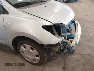 2005 Scion xA z VIN JTKKT604450093627, wystawiony jako IAAI lot #41677065 z przebiegiem 144 397 mil mil oraz . Historia ofert i sprzedaży dostępna na DreamBid. Obrazek 16.