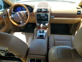 2006 Porsche Cayenne z VIN WP1AA29P36LA22013, wystawiony jako Copart lot #58748915 z przebiegiem 164 710 mil mil oraz Szkoda całkowita • Salvage title. Historia ofert i sprzedaży dostępna na DreamBid. Obrazek 8.