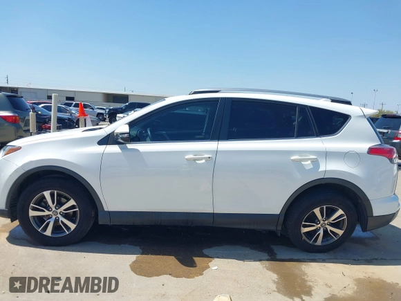 2018 Toyota RAV4 XLE with VIN JTMWFREV7JJ199383, listed as a IAAI auction lot 41859890 with 41,408 mi miles. Bid and sale history available at carsss.com. Image 14.
