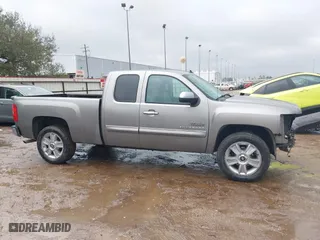 2013 Chevrolet Silverado 1500 LT with VIN 1GCRCSE08DZ119936, listed as a IAAI auction lot 41464530 with 215,080 mi miles. Bid and sale history available at carsss.com. Image 14.