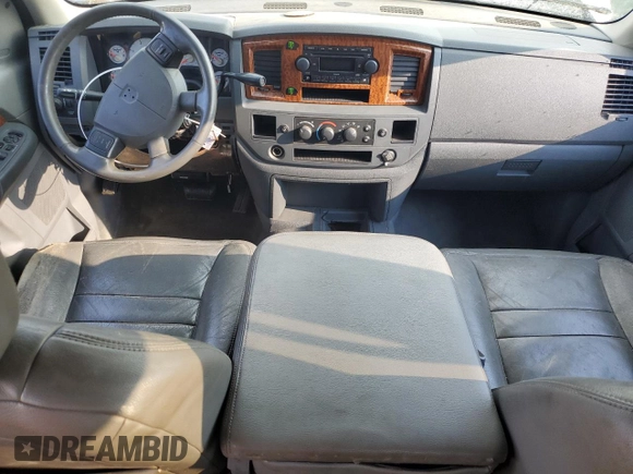 2006 Dodge 2500 SLT z VIN 3D7KS28C86G230974, wystawiony jako Copart lot #70463784 z przebiegiem 234 368 mil mil oraz Czysty tytuł • Clean title. Historia ofert i sprzedaży dostępna na DreamBid. Obrazek 8.