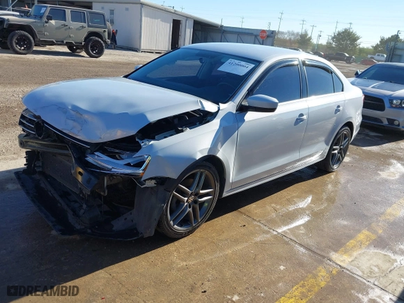 2017 Volkswagen Jetta 1.4T S with VIN 3VW167AJ0HM405252, listed as a IAAI auction lot 41200004 with 82,015 mi miles. Bid and sale history available at carsss.com. Image 18.