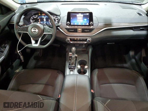 2025 Nissan Altima SV with VIN 1N4BL4DWXSN325210, listed as a Copart auction lot 85750634 with 7,429 mi miles and Clean Title. Bid and sale history available at DreamBid. Image 8.