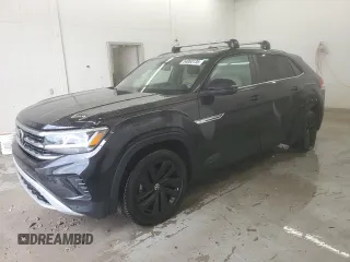 2023 Volkswagen Atlas SE with VIN 1V2HE2CA8PC207814, listed as a Copart auction lot 54063135 with 32,947 mi miles and Salvage title. Bid and sale history available at DreamBid. Image 1.