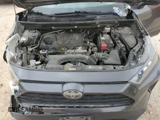2019 Toyota RAV4 LE with VIN JTMH1RFV4KD019458, listed as a Copart auction lot 54262545 with 98,433 mi miles and Salvage Title. Bid and sale history available at carsss.com. Image 12.