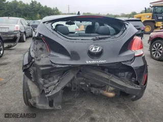 2014 Hyundai Veloster with VIN KMHTC6AD4EU216647, listed as a Copart auction lot 43772655 with 157,288 mi miles and Non Repairable. Bid and sale history available at carsss.com. Image 6.