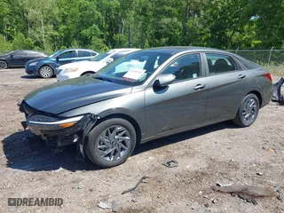 2024 Hyundai Elantra SEL with VIN KMHLM4DG2RU686933, listed as a IAAI auction lot 42030155 with 23,887 mi miles. Bid and sale history available at carsss.com. Image 18.