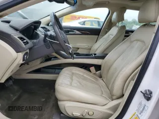 2013 Lincoln MKZ z VIN 3LN6L2J91DR823693, wystawiony jako Copart lot #55827045 z przebiegiem 173 978 mil mil oraz Szkoda całkowita • Salvage title. Historia ofert i sprzedaży dostępna na DreamBid. Obrazek 7.