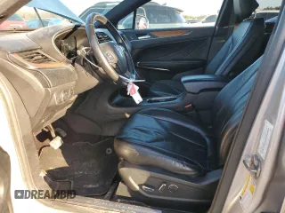 2018 Lincoln MKC Reserve with VIN 5LMCJ3C99JUL20653, listed as a Copart auction lot 43026625 with 61,199 mi miles and Salvage title. Bid and sale history available at DreamBid. Image 7.