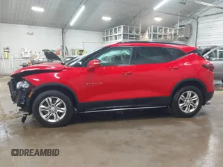 2022 Chevrolet Blazer LT z VIN 3GNKBJR44NS204676, wystawiony jako IAAI lot #42227459 z przebiegiem 32 683 mil mil oraz . Historia ofert i sprzedaży dostępna na DreamBid. Obrazek 14.