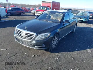 2015 Mercedes-Benz S 550 z VIN WDDUG8FB5FA092624, wystawiony jako IAAI lot #41344377 z przebiegiem 97 827 mil mil oraz . Historia ofert i sprzedaży dostępna na DreamBid. Obrazek 2.