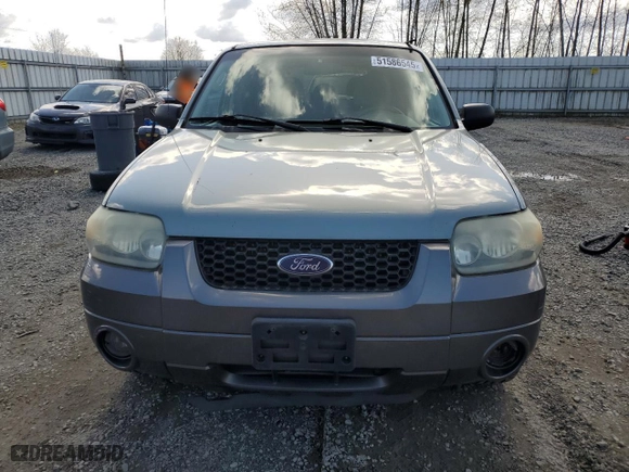 2005 Ford Escape XLT with VIN 1FMYU93195KD73674, listed as a Copart auction lot 51586545 with 142,572 mi miles and Clean Title. Bid and sale history available at carsss.com. Image 5.