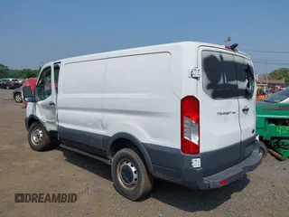 2015 Ford Transit Cargo z VIN 1FTNR1YM6FKB00237, wystawiony jako IAAI lot #41881887 z przebiegiem 97 274 mil mil oraz . Historia ofert i sprzedaży dostępna na DreamBid. Obrazek 17.