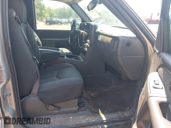 2004 Chevrolet Avalanche Z71 with VIN 3GNEK12T54G300283, listed as a IAAI auction lot 42662465 with 187,834 mi miles and . Bid and sale history available at DreamBid. Image 5.