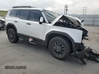 2025 Toyota Land Cruiser 1958 Edition z VIN JTEABFAJ8SK019200, wystawiony jako Copart lot #54435195 z przebiegiem Nie podano mil oraz Szkoda całkowita • Salvage title. Historia ofert i sprzedaży dostępna na DreamBid. Obrazek 4.