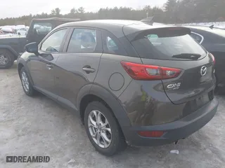 2018 Mazda CX-3 Sport with VIN JM1DKFB76J0316593, listed as a IAAI auction lot 41637015 with 29,998 mi miles. Bid and sale history available at carsss.com. Image 3.