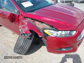 2013 Ford Fusion SE with VIN 3FA6P0HR8DR265088, listed as a IAAI auction lot 42043865 with 142,814 mi miles. Bid and sale history available at carsss.com. Image 6.