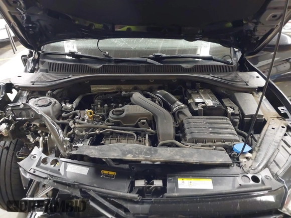 2022 Volkswagen Jetta Sport with VIN 3VWBM7BU9NM006080, listed as a IAAI auction lot 42433645 with Not provided miles and . Bid and sale history available at DreamBid. Image 10.