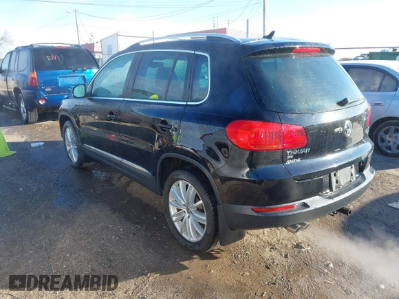 2016 Volkswagen Tiguan S with VIN WVGBV7AX3GW522378, listed as a IAAI auction lot 41391294 with 106,278 mi miles and . Bid and sale history available at DreamBid. Image 3.