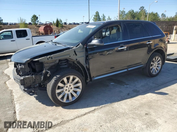 2013 Lincoln MKX z VIN 2LMDJ6JK2DBL03061, wystawiony jako Copart lot #49596545 z przebiegiem 183 933 mil mil oraz Szkoda całkowita • Salvage title. Historia ofert i sprzedaży dostępna na DreamBid. Obrazek 1.