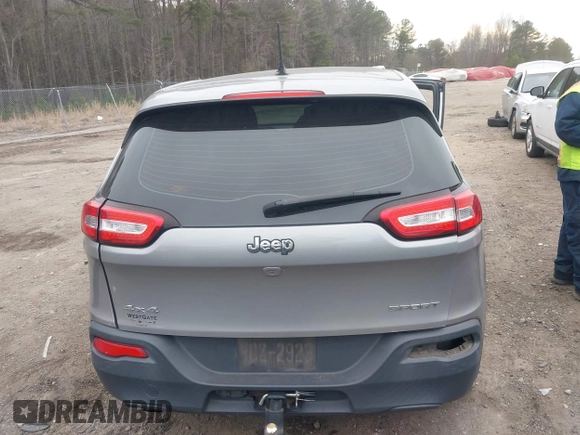 2015 Jeep Cherokee Sport with VIN 1C4PJMAB5FW681863, listed as a IAAI auction lot 41354945 with 1 mi miles. Bid and sale history available at carsss.com. Image 16.