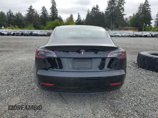 2019 Tesla Model 3 Mid Range z VIN 5YJ3E1EA2KF361787, wystawiony jako Copart lot #56059465 z przebiegiem 50 186 mil mil oraz Szkody całkowita. Historia ofert i sprzedaży dostępna na DreamBid. Obrazek 6.