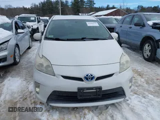 2013 Toyota Prius One with VIN JTDKN3DU0D5597099, listed as a IAAI auction lot 41600229 with 77,937 mi miles. Bid and sale history available at carsss.com. Image 12.