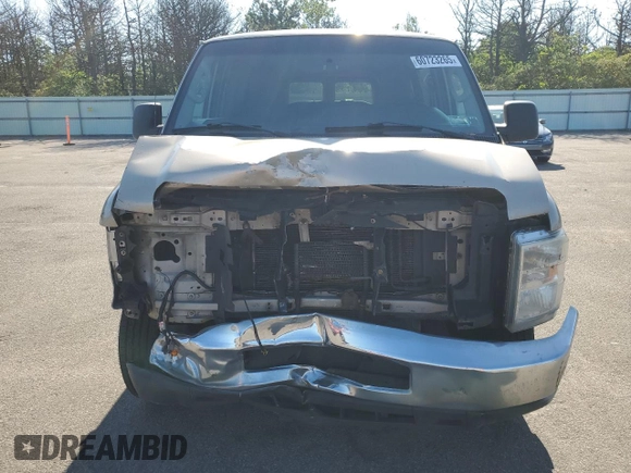 2013 Ford Econoline Passenger XL с VIN 1FBSS3BL3DDA77735, выставлен на аукционе Copart как лот 60723265 с пробегом 402 267 миль миль и Списание • Salvage title. История ставок и продаж доступна на DreamBid. Изображение 5.