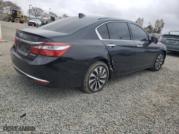 2017 Honda Accord Hybrid with VIN JHMCR6F37HC005728, listed as a Copart auction lot 47883355 with 146,822 mi miles and Salvage Title. Bid and sale history available at carsss.com. Image 3.