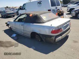 2004 BMW 3 Series 325Ci with VIN WBABW33484PG98491, listed as a Copart auction lot 70512224 with Not Provided miles and Salvage Title. Bid and sale history available at carsss.com. Image 2.