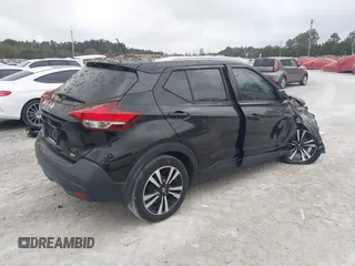 2019 Nissan Kicks S with VIN 3N1CP5CU3KL478152, listed as a IAAI auction lot 41561290 with 36,242 mi miles. Bid and sale history available at carsss.com. Image 4.