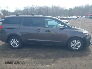 2016 Kia Sedona LX with VIN KNDMB5C11G6158934, listed as a IAAI auction lot 41908323 with 105,888 mi miles and . Bid and sale history available at carsss.com. Image 13.