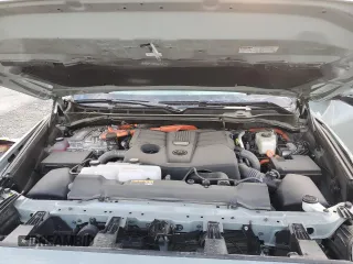 2024 Toyota Sequoia SR5 with VIN 7SVAAABA3RX039513, listed as a Copart auction lot 71787224 with 6,023 mi miles and Salvage Title. Bid and sale history available at carsss.com. Image 12.