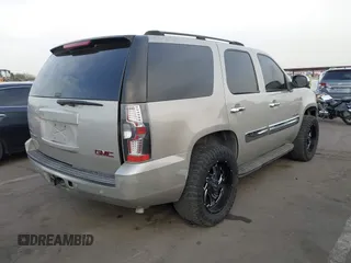2007 GMC Yukon SLT with VIN 1GKFC13017R230675, listed as a IAAI auction lot 41555626 with 140,022 mi miles. Bid and sale history available at carsss.com. Image 4.