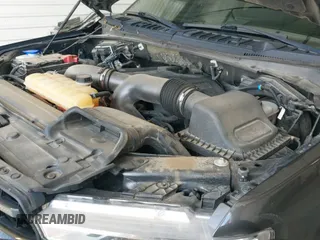 2019 Ford F-150 XLT с VIN 1FTEW1E47KKC50090, выставлен на аукционе IAAI как лот 43074141 с пробегом 70 671 миль миль и . История ставок и продаж доступна на DreamBid. Изображение 20.