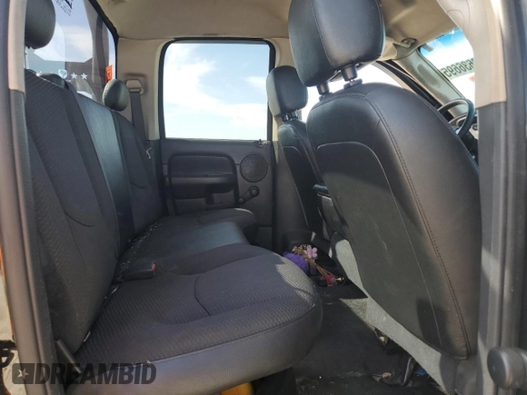 2005 Dodge 2500 ST z VIN 3D7KR28C25G792816, wystawiony jako Copart lot #49636695 z przebiegiem 180 802 mil mil oraz Szkoda całkowita • Salvage title. Historia ofert i sprzedaży dostępna na DreamBid. Obrazek 10.