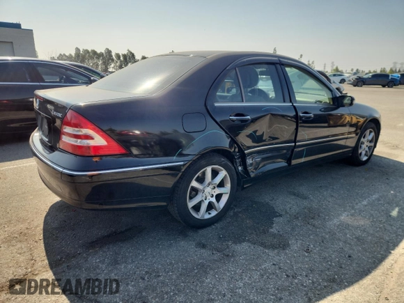 2007 Mercedes-Benz C 280 Luxury with VIN WDBRF92H07F935098, listed as a Copart auction lot 64746865 with 130,065 mi miles and Salvage title. Bid and sale history available at DreamBid. Image 3.