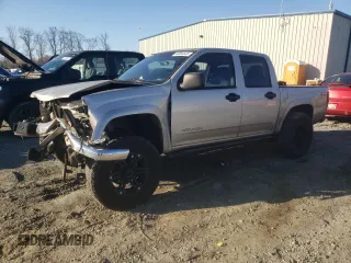 2005 GMC Canyon 1SB SLE Z85 with VIN 1GTDT138058254512, listed as a Copart auction lot 43684545 with 227,667 mi miles and Salvage Title. Bid and sale history available at carsss.com. Image 1.