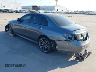 2019 Mercedes-Benz E 63 S AMG with VIN WDDZF8KB2KA553755, listed as a IAAI auction lot 40545473 with 51,458 mi miles and . Bid and sale history available at DreamBid. Image 3.