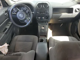 2017 Jeep Patriot Latitude with VIN 1C4NJPFB2HD183118, listed as a Copart auction lot 45502185 with 111,172 mi miles and Salvage Title. Bid and sale history available at DreamBid. Image 8.