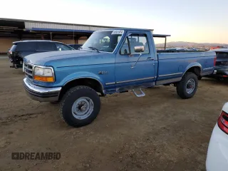 1993 Ford F-250 with VIN 2FTHF26G8PCB37269, listed as a Copart auction lot 82901974 with 159,725 mi miles and Salvage Title. Bid and sale history available at carsss.com. Image 1.