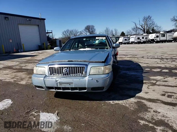 2010 Mercury Grand Marquis LS z VIN 2MEBM7FV4AX626029, wystawiony jako Copart lot #45217975 z przebiegiem 253 507 mil mil oraz Szkody całkowita. Historia ofert i sprzedaży dostępna na DreamBid. Obrazek 11.