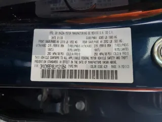 2020 Mazda CX-30 Premium z VIN 3MVDMBEM8LM121954, wystawiony jako Copart lot #51322965 z przebiegiem Nie podano mil oraz Nie do naprawy • Non repairable. Historia ofert i sprzedaży dostępna na DreamBid. Obrazek 12.
