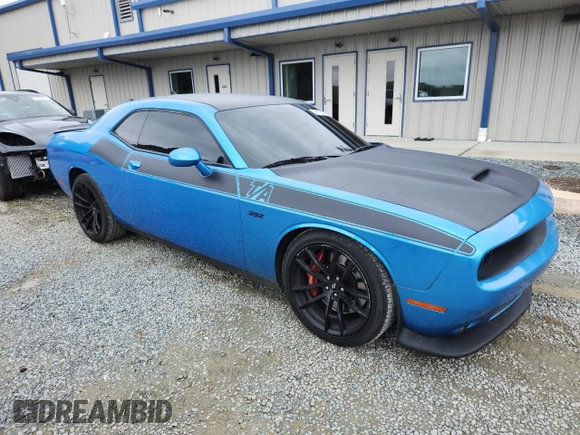 2019 Dodge Challenger R/T Scat Pack z VIN 2C3CDZFJ0KH525875, wystawiony jako Copart lot #58517635 z przebiegiem 85 017 mil mil oraz Szkoda całkowita • Salvage title. Historia ofert i sprzedaży dostępna na DreamBid. Obrazek 4.