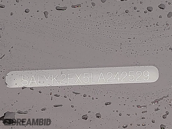 2020 Land Rover Range Rover Velar R-Dynamic S z VIN SALYK2EX5LA242529, wystawiony jako IAAI lot #41453257 z przebiegiem 72 442 mil mil oraz . Historia ofert i sprzedaży dostępna na DreamBid. Obrazek 18.