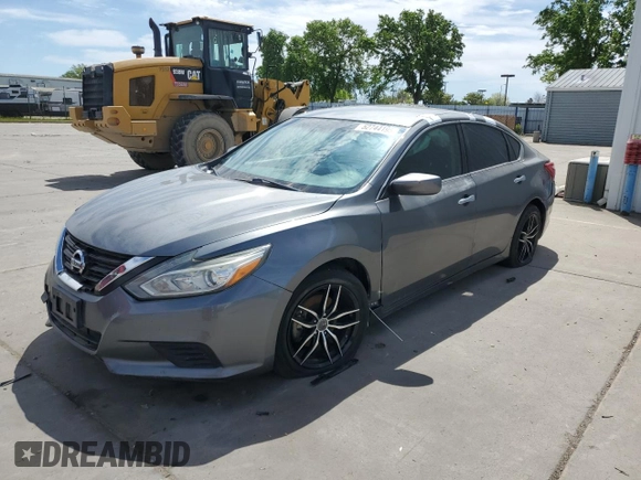 2017 Nissan Altima 2.5 SV with VIN 1N4AL3AP3HC493732, listed as a Copart auction lot 52744195 with 95,980 mi miles and Clean Title. Bid and sale history available at carsss.com. Image 1.