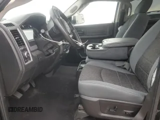 2019 Ram 1500 Tradesman z VIN 1C6RR7KT9KS747897, wystawiony jako Copart lot #51768825 z przebiegiem 74 090 mil mil oraz Czysty tytuł • Clean title. Historia ofert i sprzedaży dostępna na DreamBid. Obrazek 7.