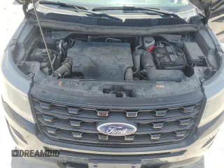 2017 Ford Explorer Sport z VIN 1FM5K8GTXHGB25729, wystawiony jako Copart lot #55808995 z przebiegiem 131 682 mil mil oraz Szkoda całkowita • Salvage title. Historia ofert i sprzedaży dostępna na DreamBid. Obrazek 12.