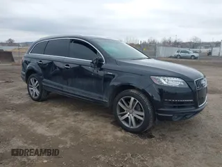 2015 Audi Q7 3.0T Premium Plus with VIN WA1LGBFE2FD006160, listed as a IAAI auction lot 41702382 with 85,706 mi miles. Bid and sale history available at carsss.com. Image 1.