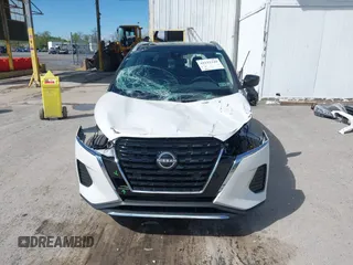 2024 Nissan Kicks SV with VIN 3N1CP5CV3RL488604, listed as a IAAI auction lot 42193249 with 5,946 mi miles and . Bid and sale history available at DreamBid. Image 13.